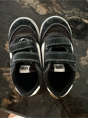 Masters Black and White Kids Velcro Sneakers